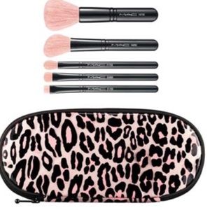 Sold Out Limited Edition MAC 'Perfectly Plush